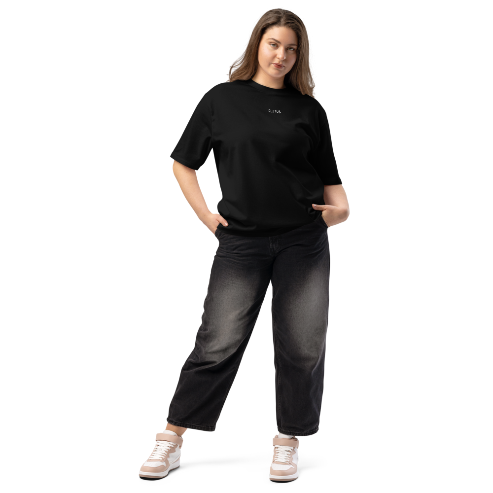 oversized-heavyweight-t-shirt-black-front-680a35e47d8ed